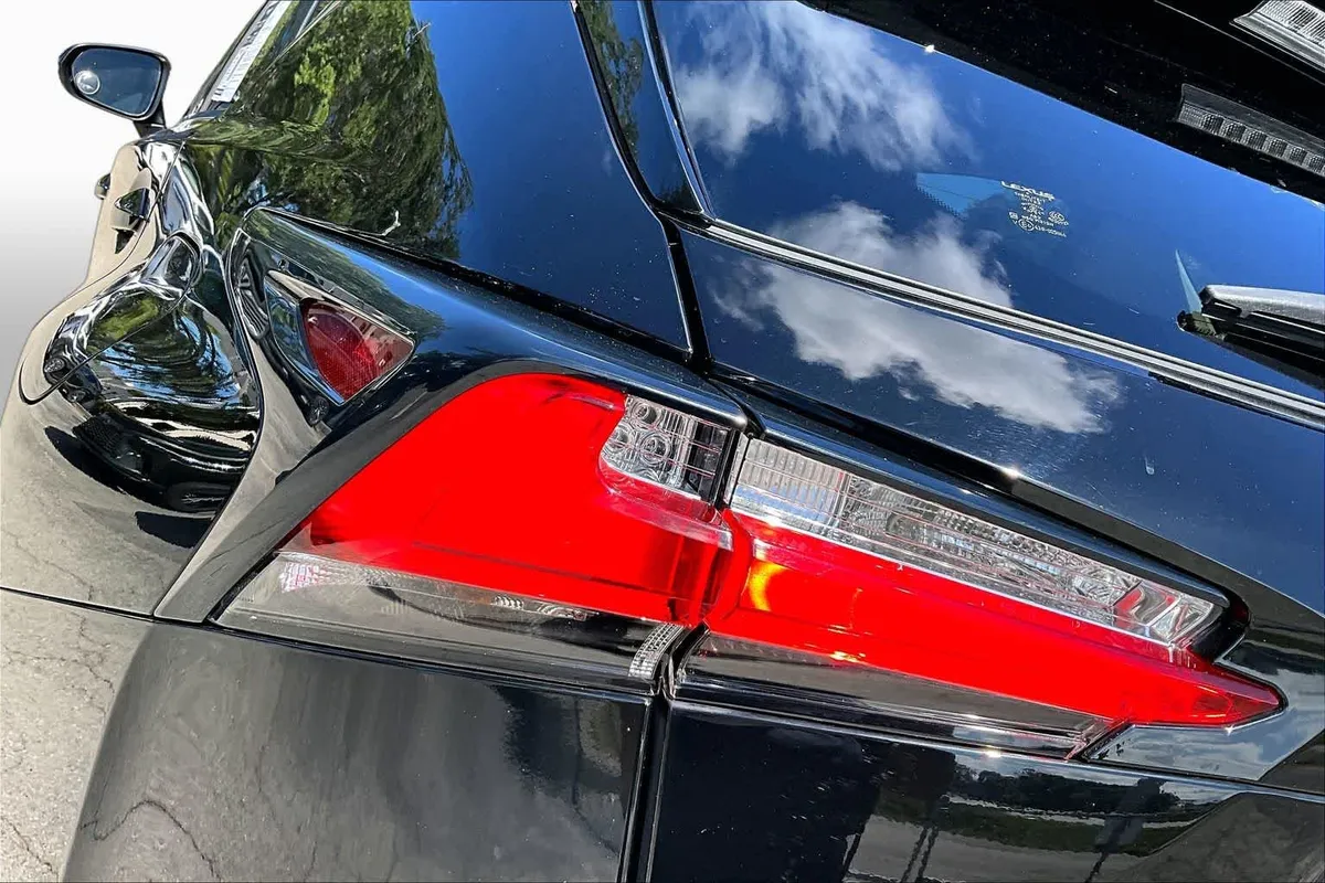 2017 Lexus NX Turbo thumbnail 29