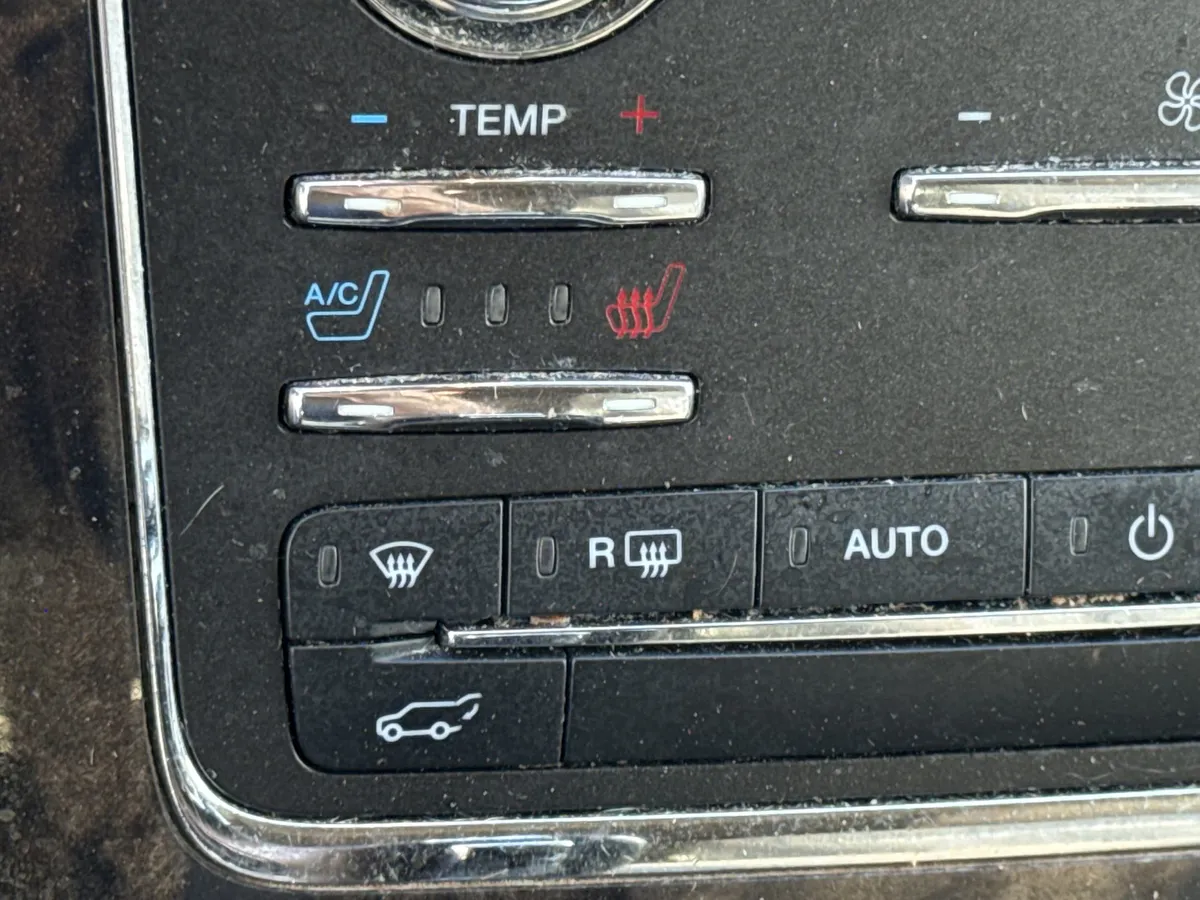 2017 Lincoln Navigator Select thumbnail 25