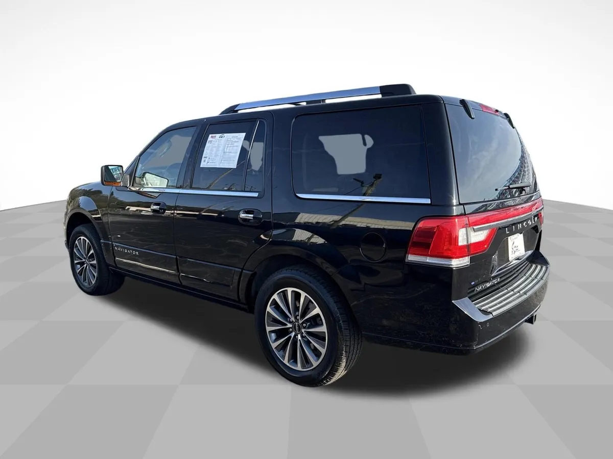 2017 Lincoln Navigator Select thumbnail 7