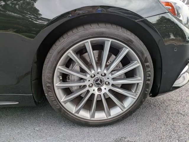2017 Mercedes-Benz S-Class S 550 thumbnail 11