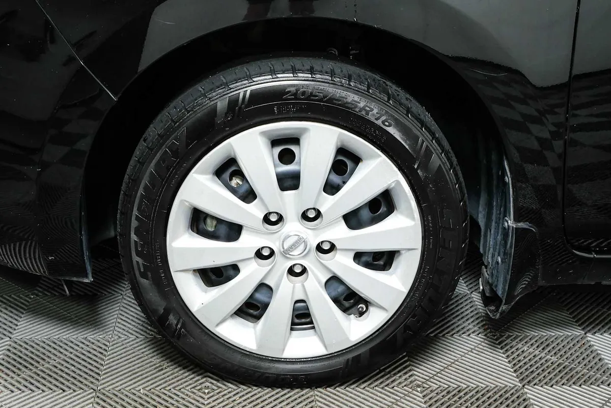 2017 NISSAN LEAF S thumbnail 33