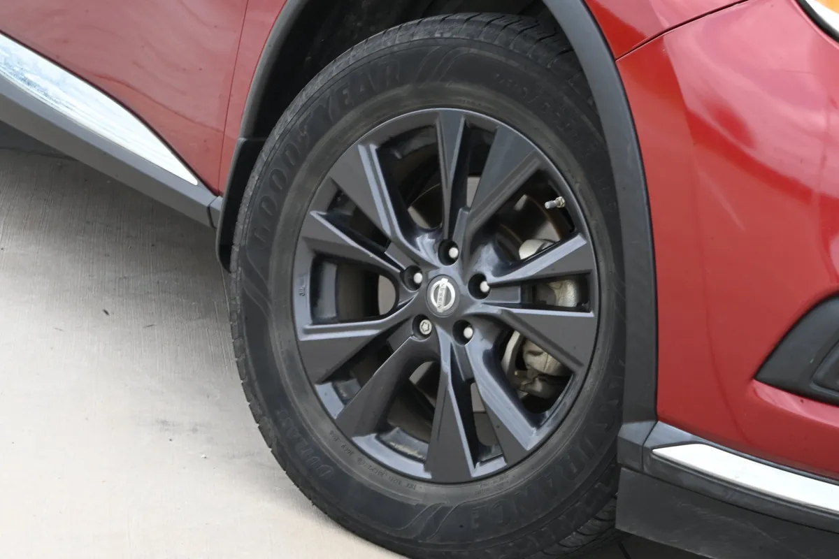 2017 Nissan Murano SV Premium Plus AWD thumbnail 7
