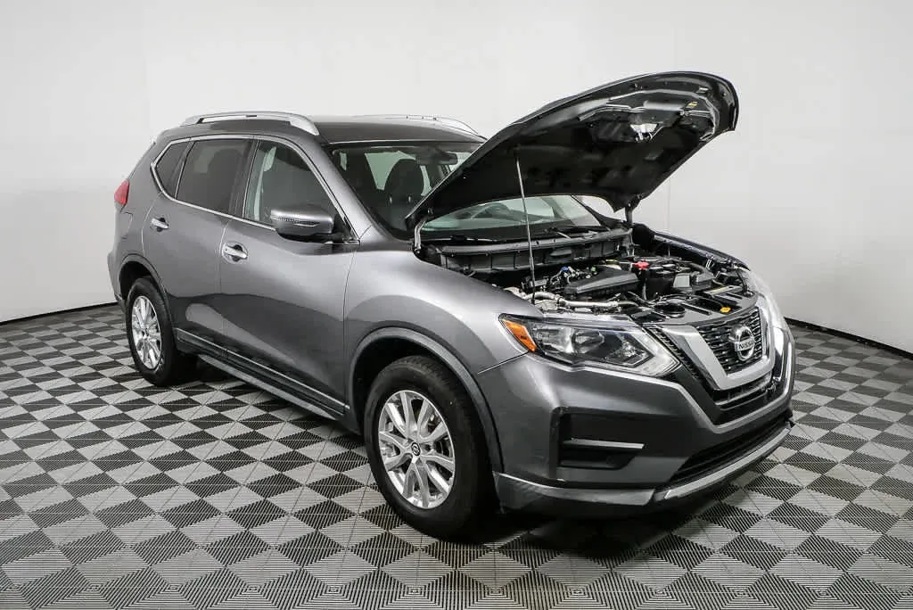 2017 NISSAN ROGUE SV thumbnail 32
