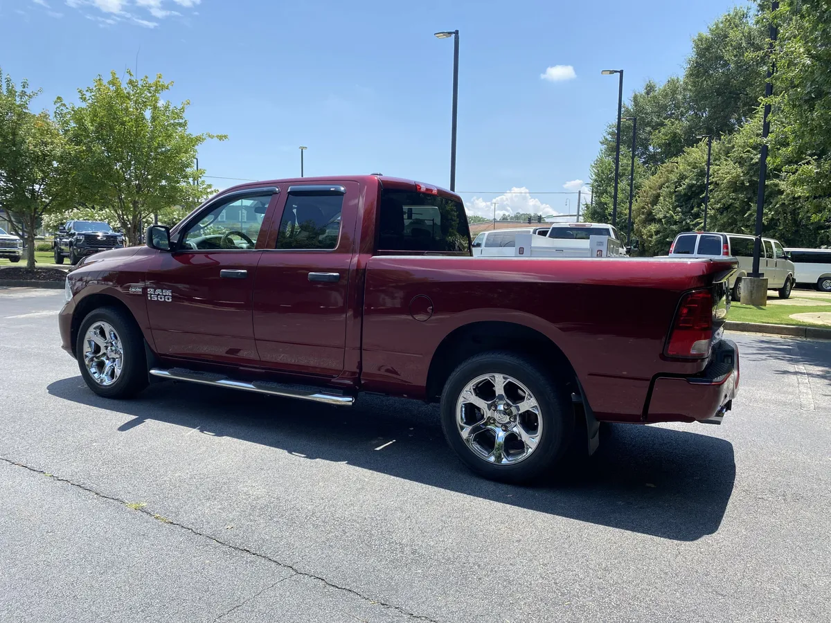 2017 Ram 1500 Express thumbnail 6
