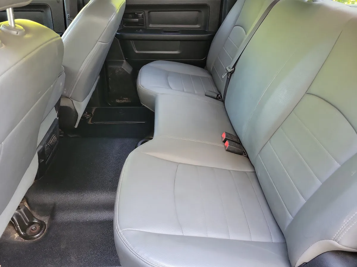 2017 Ram 1500 Tradesman thumbnail 12