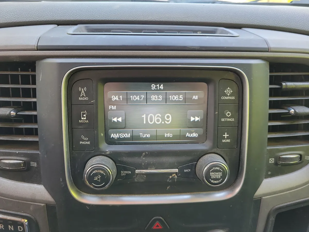 2017 Ram 1500 Tradesman thumbnail 15