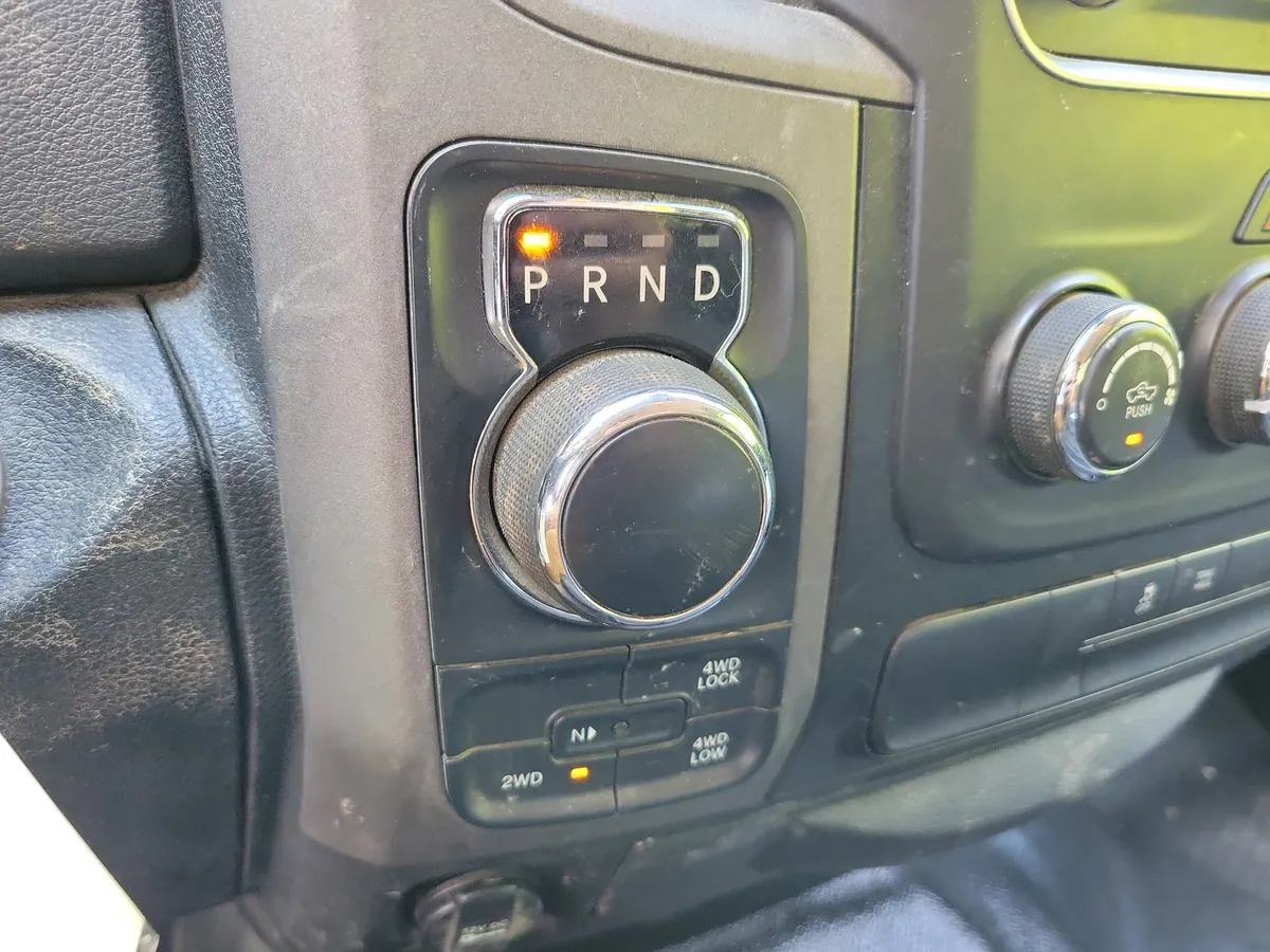 2017 Ram 1500 Tradesman thumbnail 19