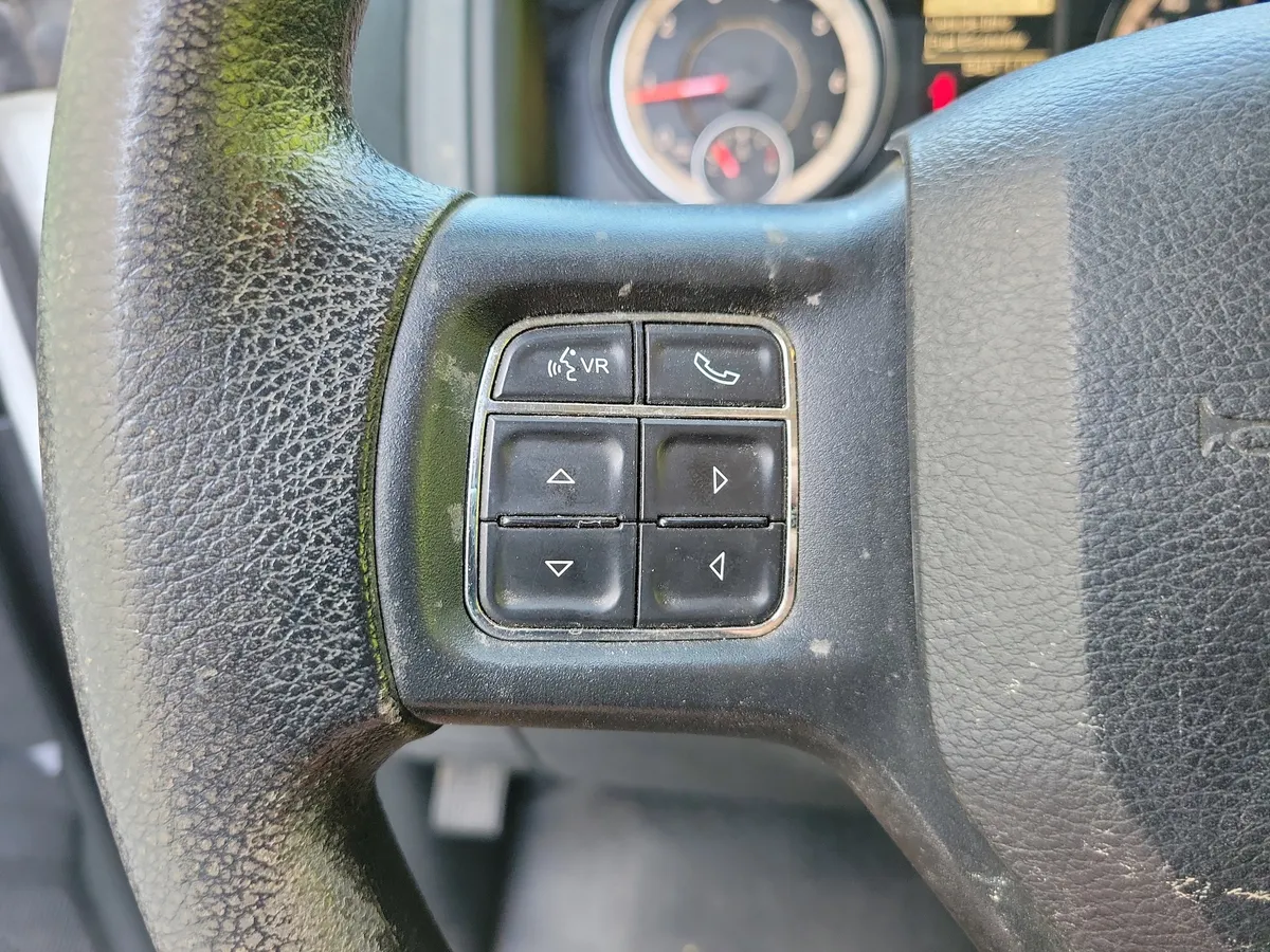 2017 Ram 1500 Tradesman thumbnail 20