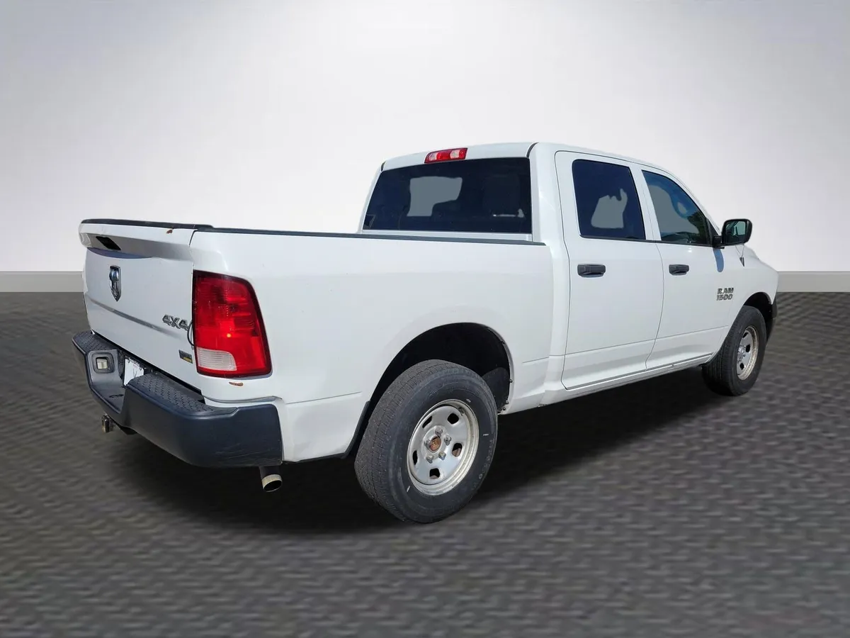 2017 Ram 1500 Tradesman thumbnail 5