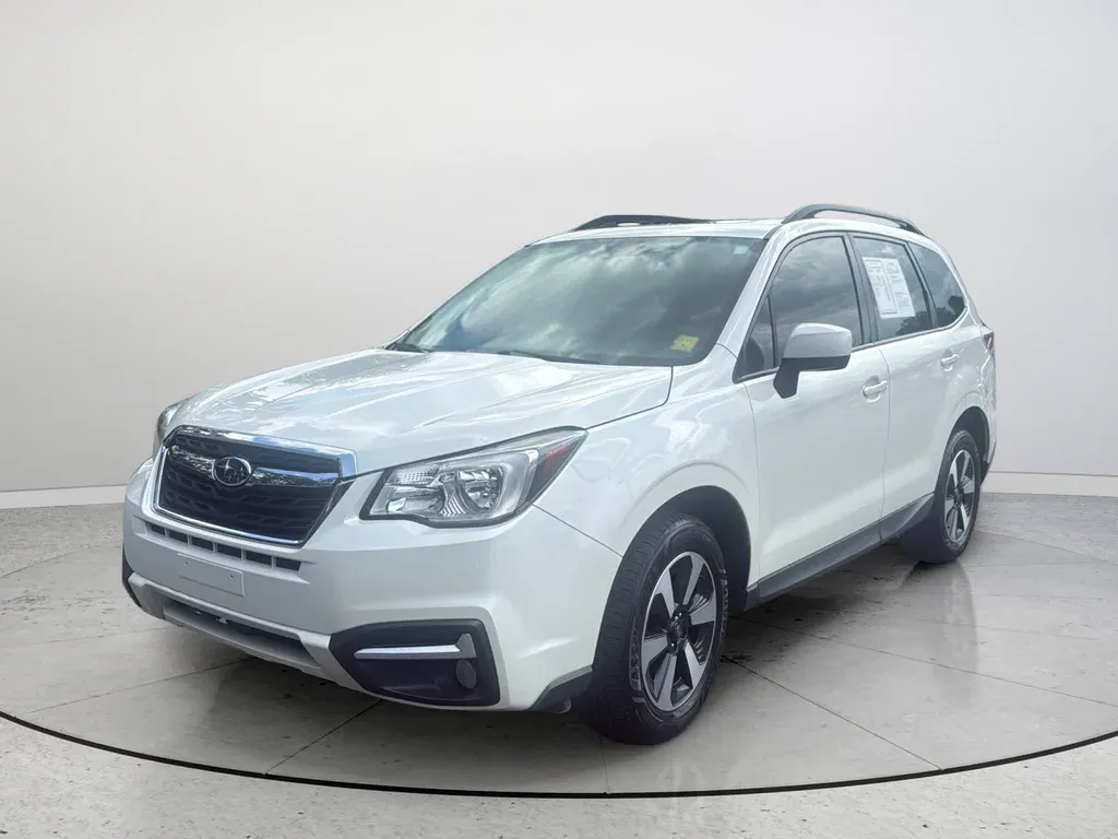 2017 Subaru Forester 2.5i Premium thumbnail 5