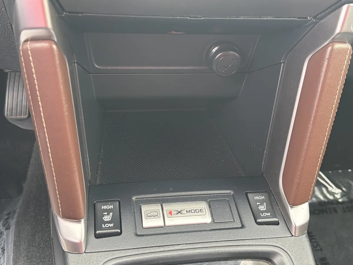 2017 Subaru Forester 2.5i Touring thumbnail 12