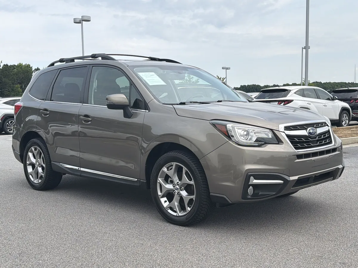 2017 Subaru Forester 2.5i Touring thumbnail 16