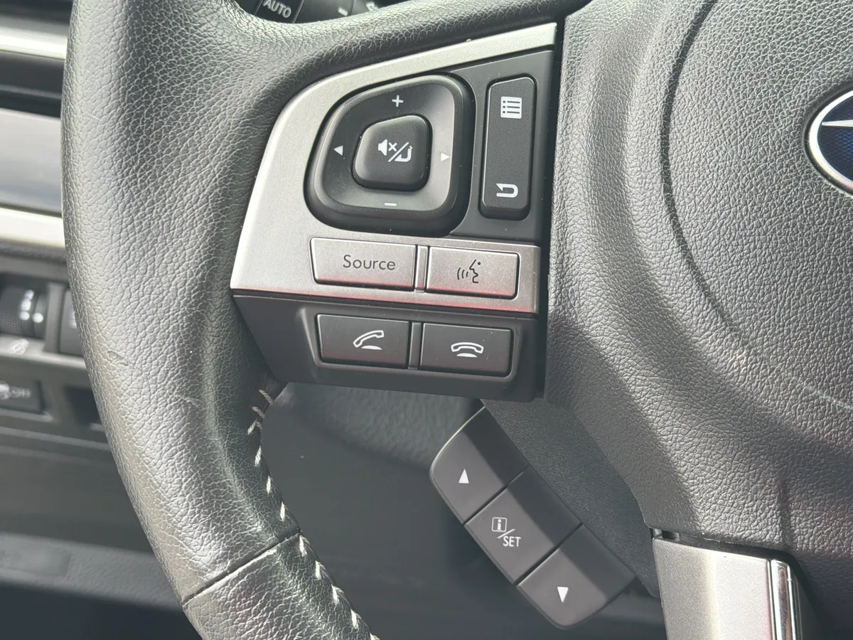 2017 Subaru Forester 2.5i Touring thumbnail 19