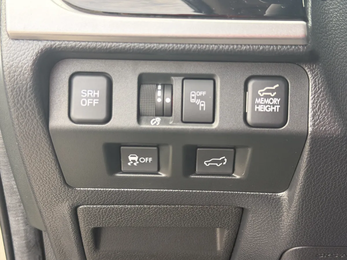 2017 Subaru Forester 2.5i Touring thumbnail 23