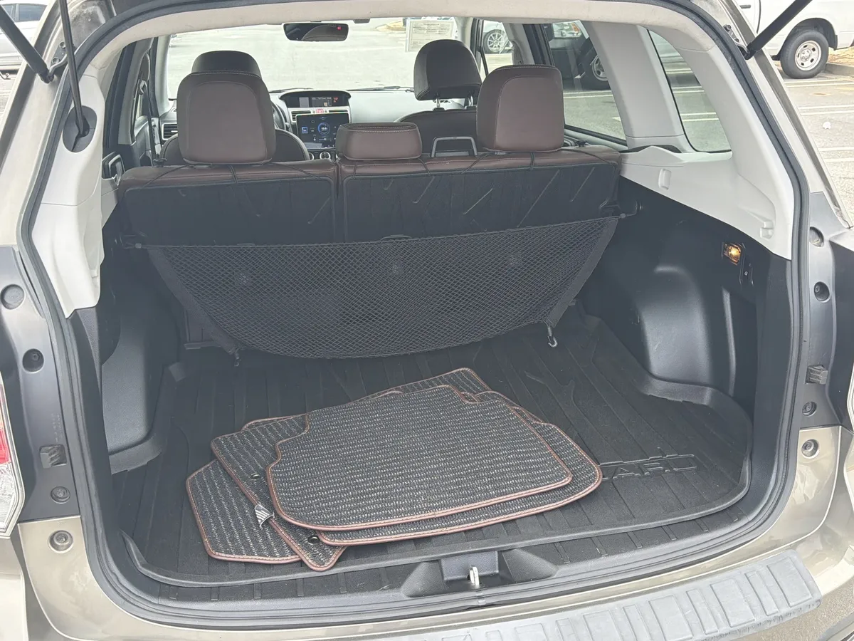 2017 Subaru Forester 2.5i Touring thumbnail 33