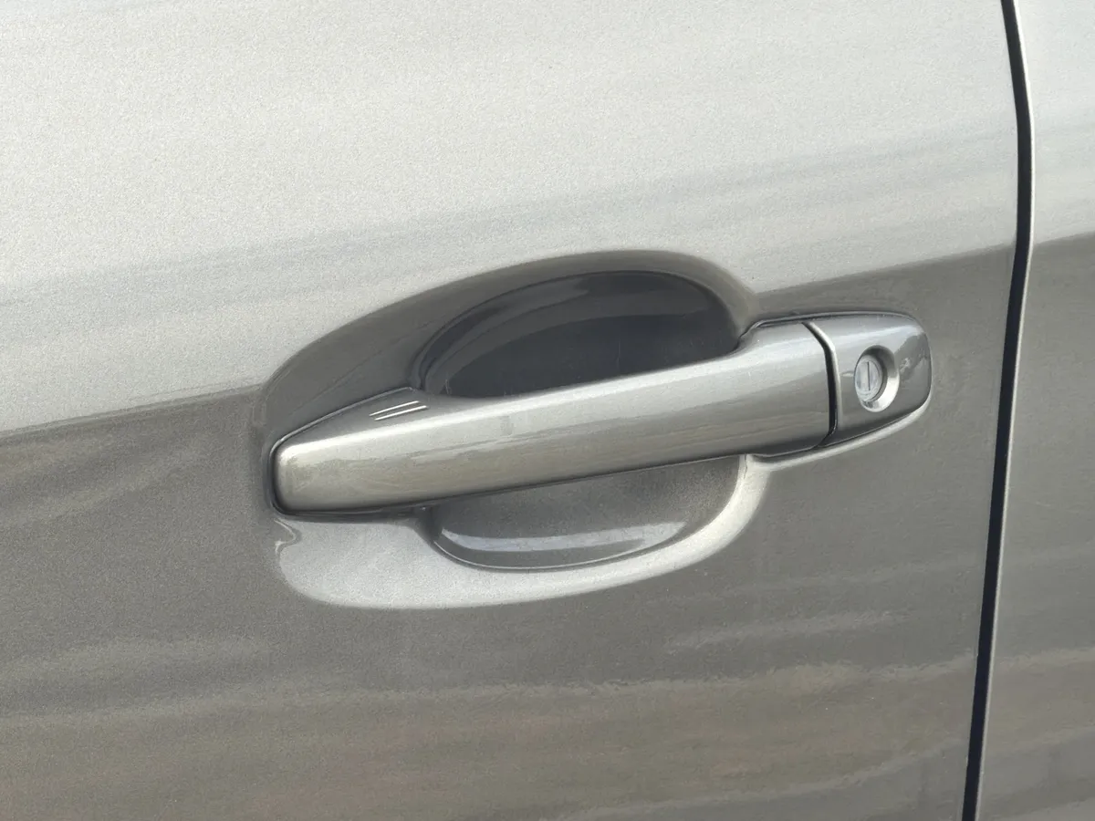 2017 Subaru Forester 2.5i Touring thumbnail 38