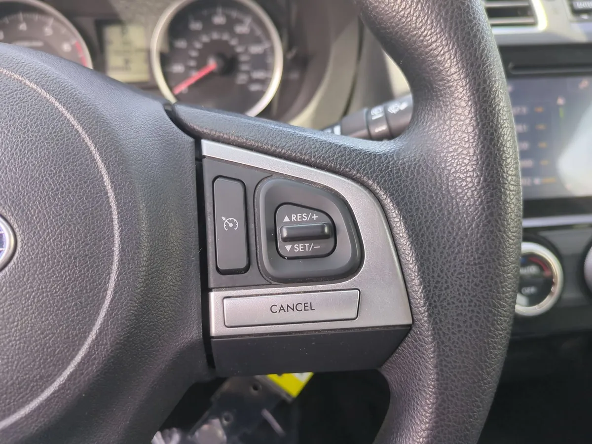 2017 Subaru Forester Premium thumbnail 19