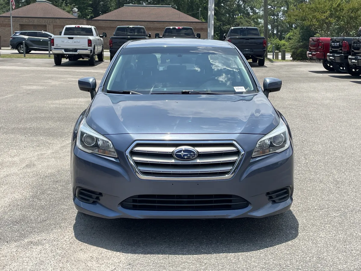 2017 Subaru Legacy Premium thumbnail 2