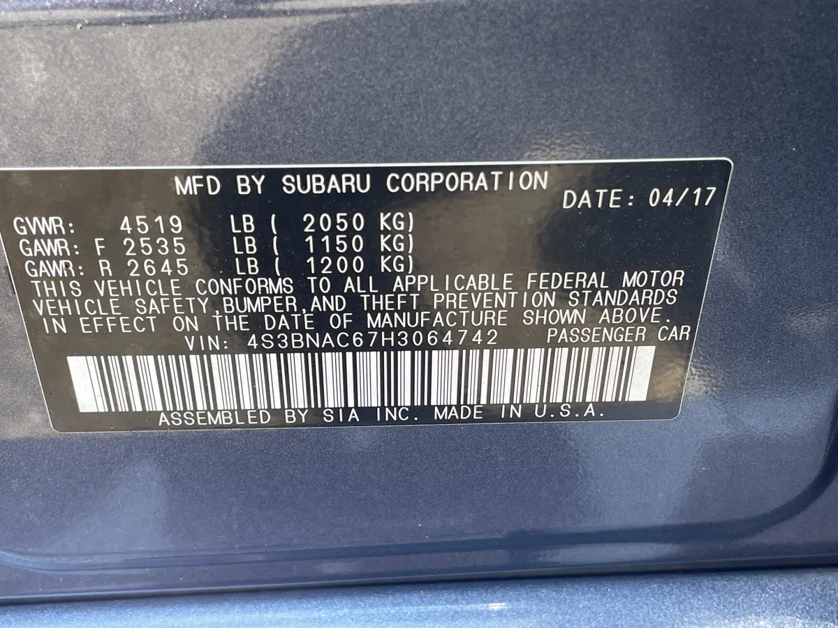 2017 Subaru Legacy Premium thumbnail 32