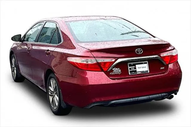 2017 Toyota CAMRY thumbnail 12