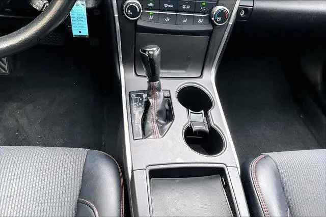 2017 Toyota CAMRY thumbnail 17