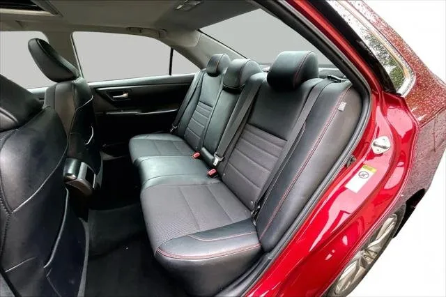 2017 Toyota CAMRY thumbnail 21