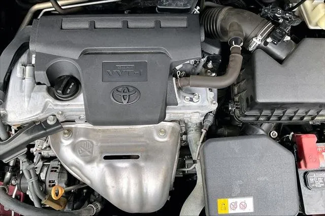 2017 Toyota CAMRY thumbnail 33