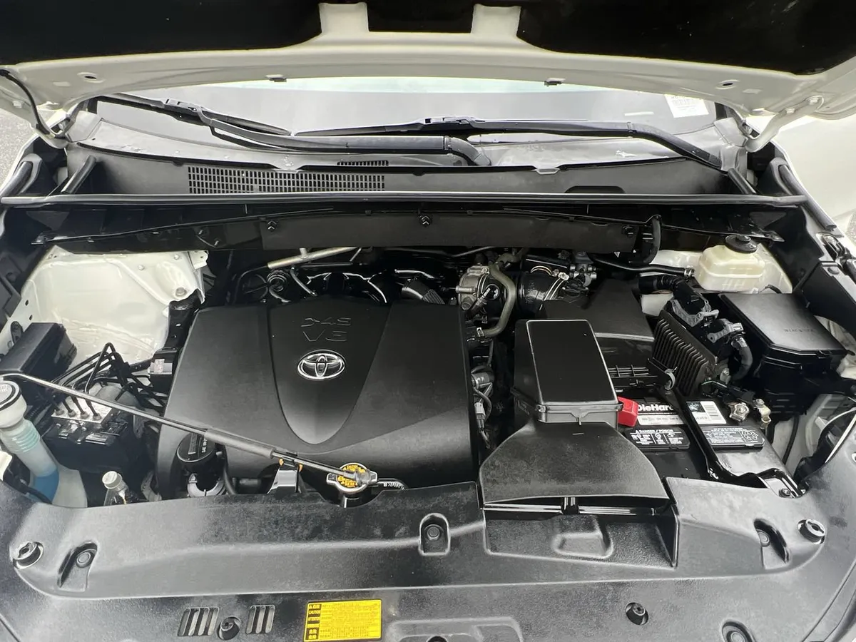 2017 Toyota Highlander LE Plus thumbnail 31