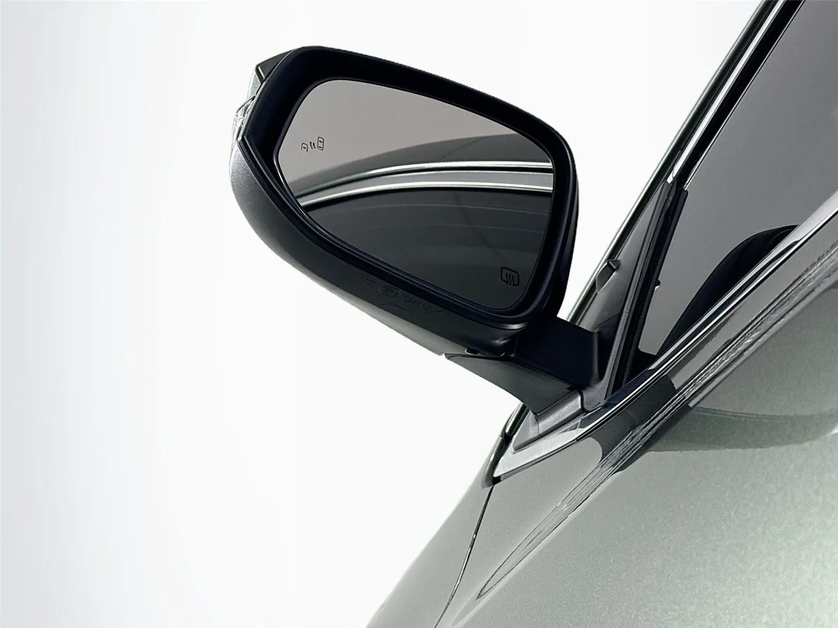 2017 Toyota Highlander XLE thumbnail 5