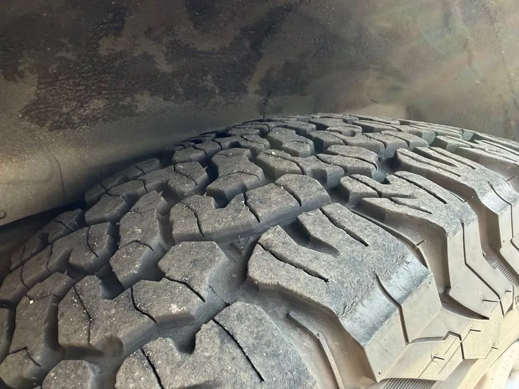 2017 Toyota Land Cruiser Base thumbnail 30