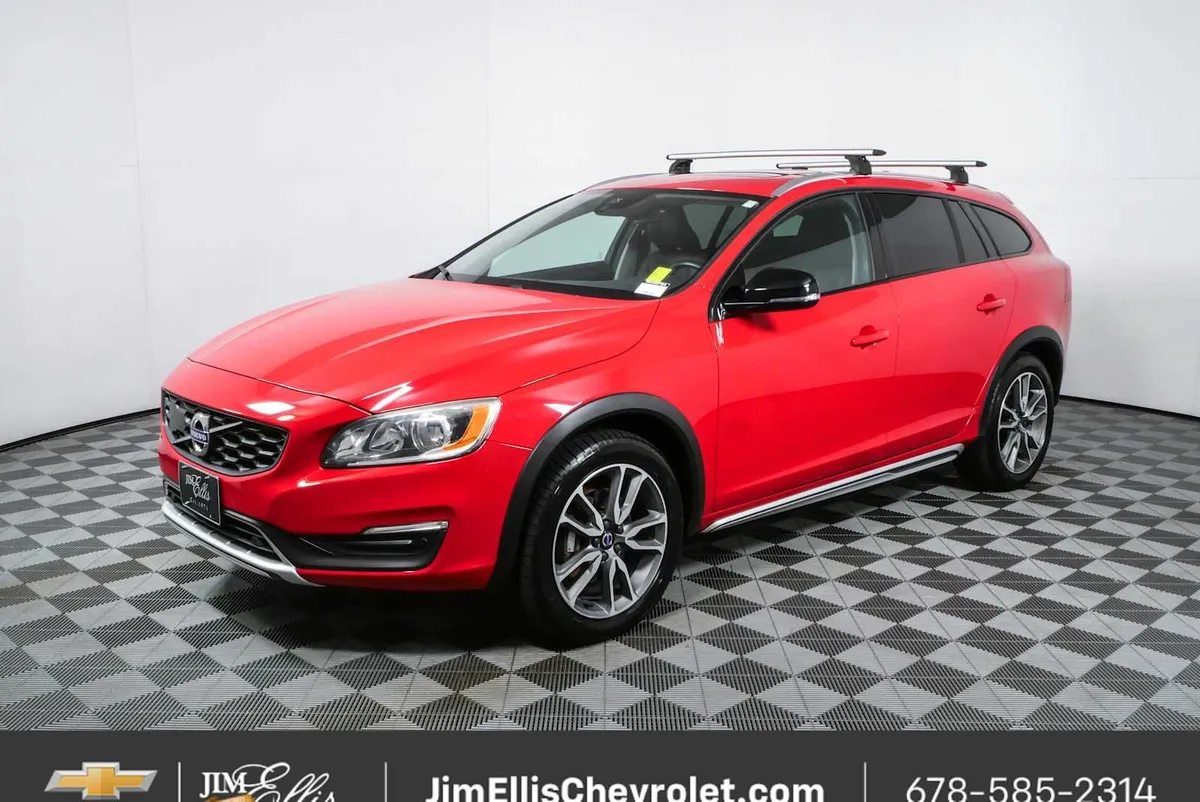 2017 Volvo V60 Cross Country T5 thumbnail 25