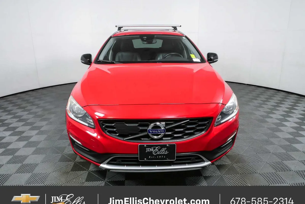 2017 Volvo V60 Cross Country T5 thumbnail 26