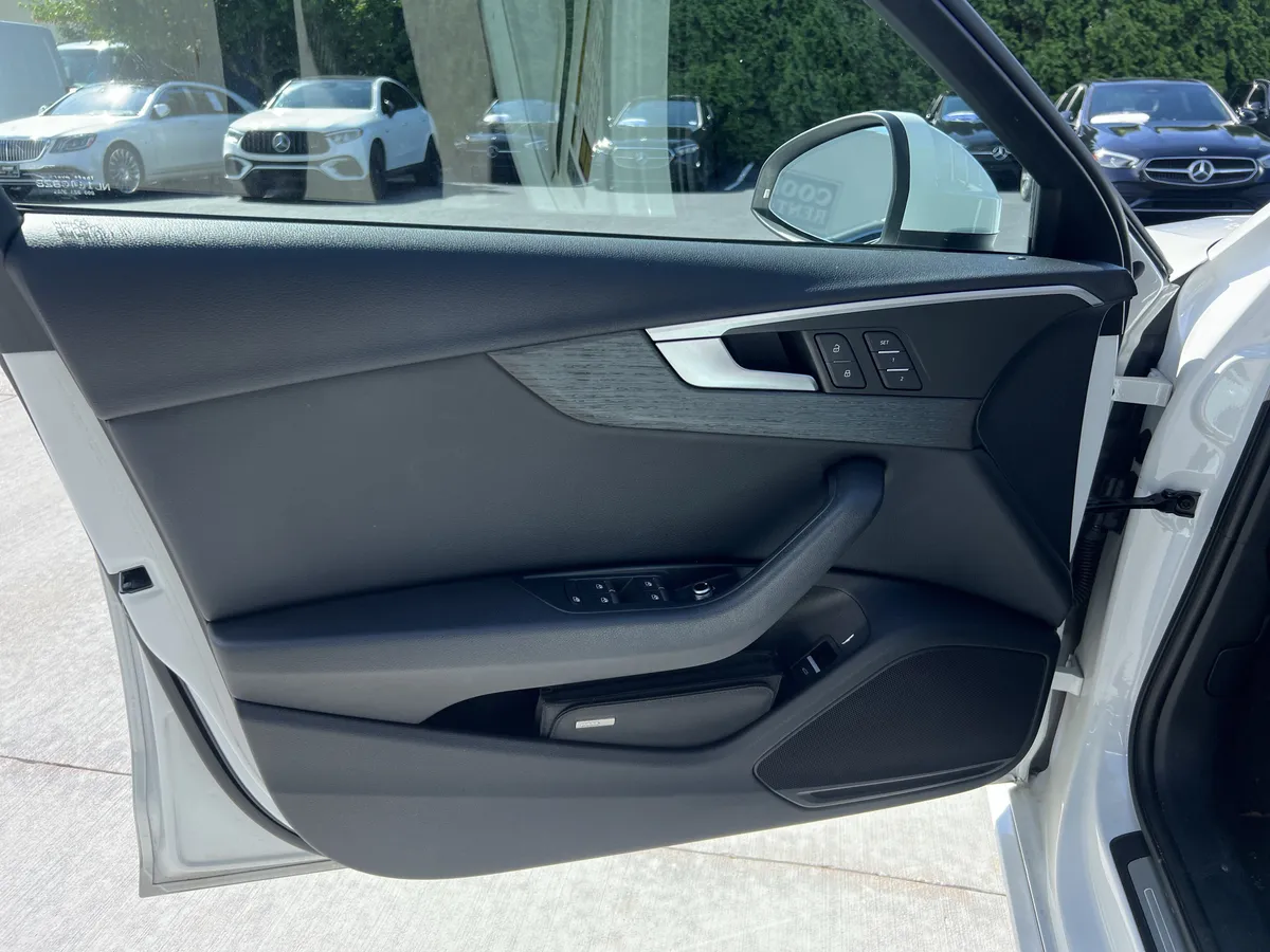 2018 Audi A4 Premium thumbnail 13