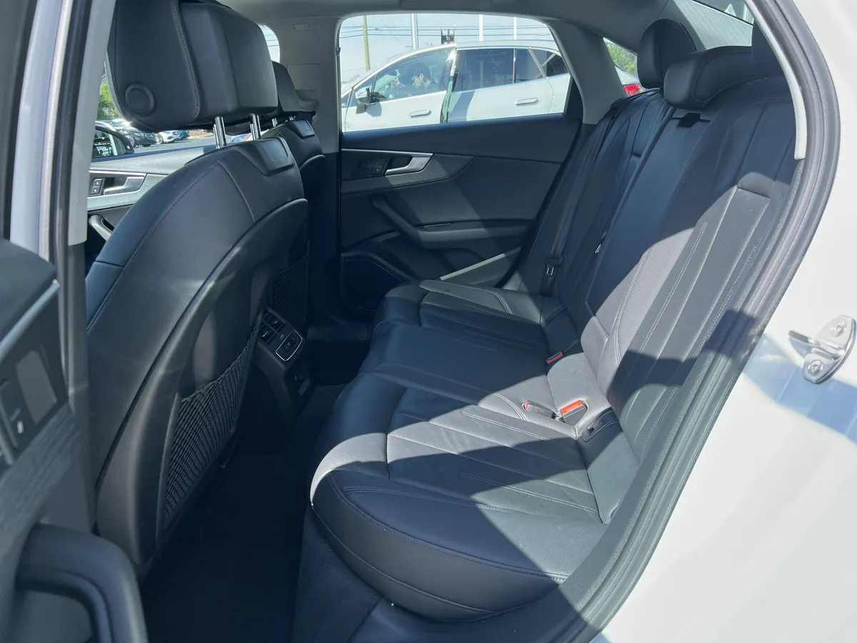 2018 Audi A4 Premium thumbnail 31
