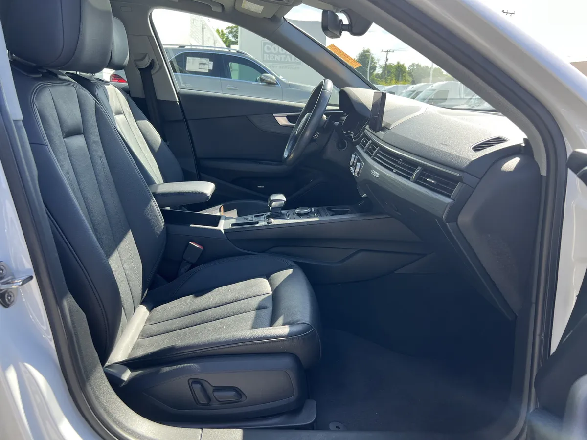 2018 Audi A4 Premium thumbnail 34