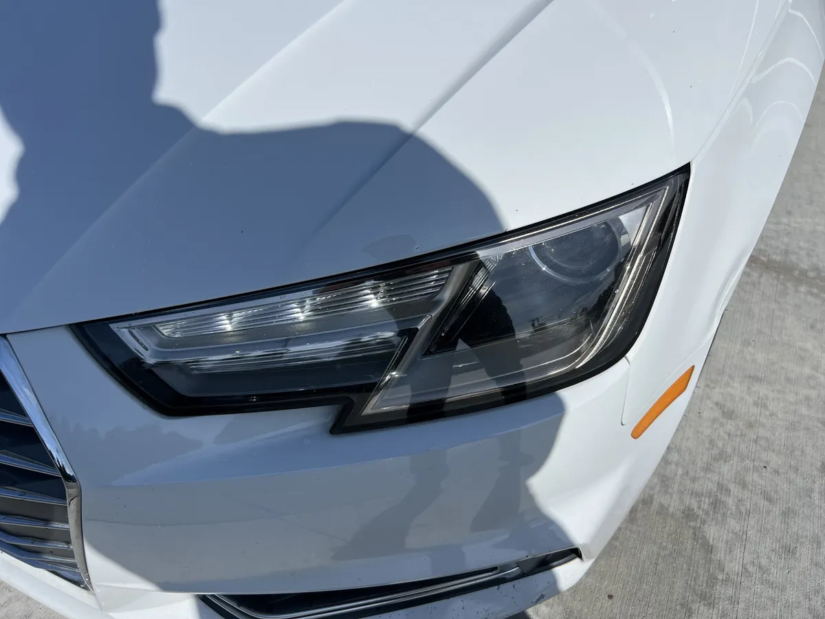 2018 Audi A4 Premium thumbnail 5
