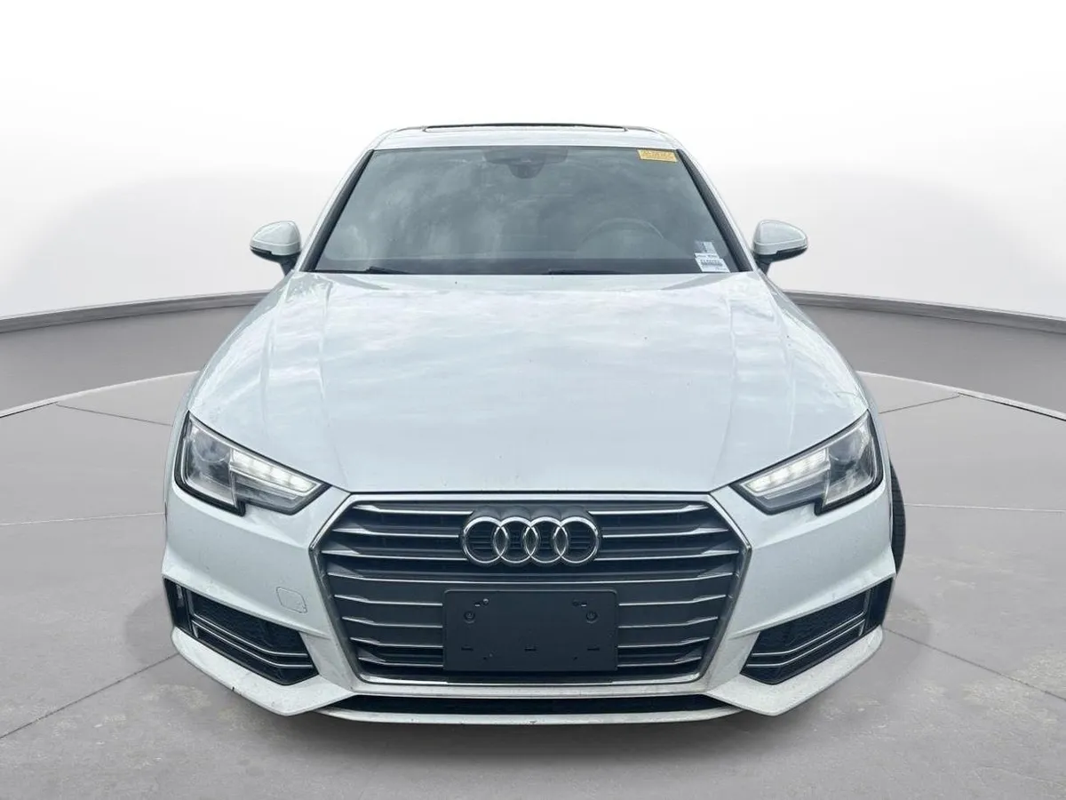 2018 Audi A4 Premium thumbnail 3