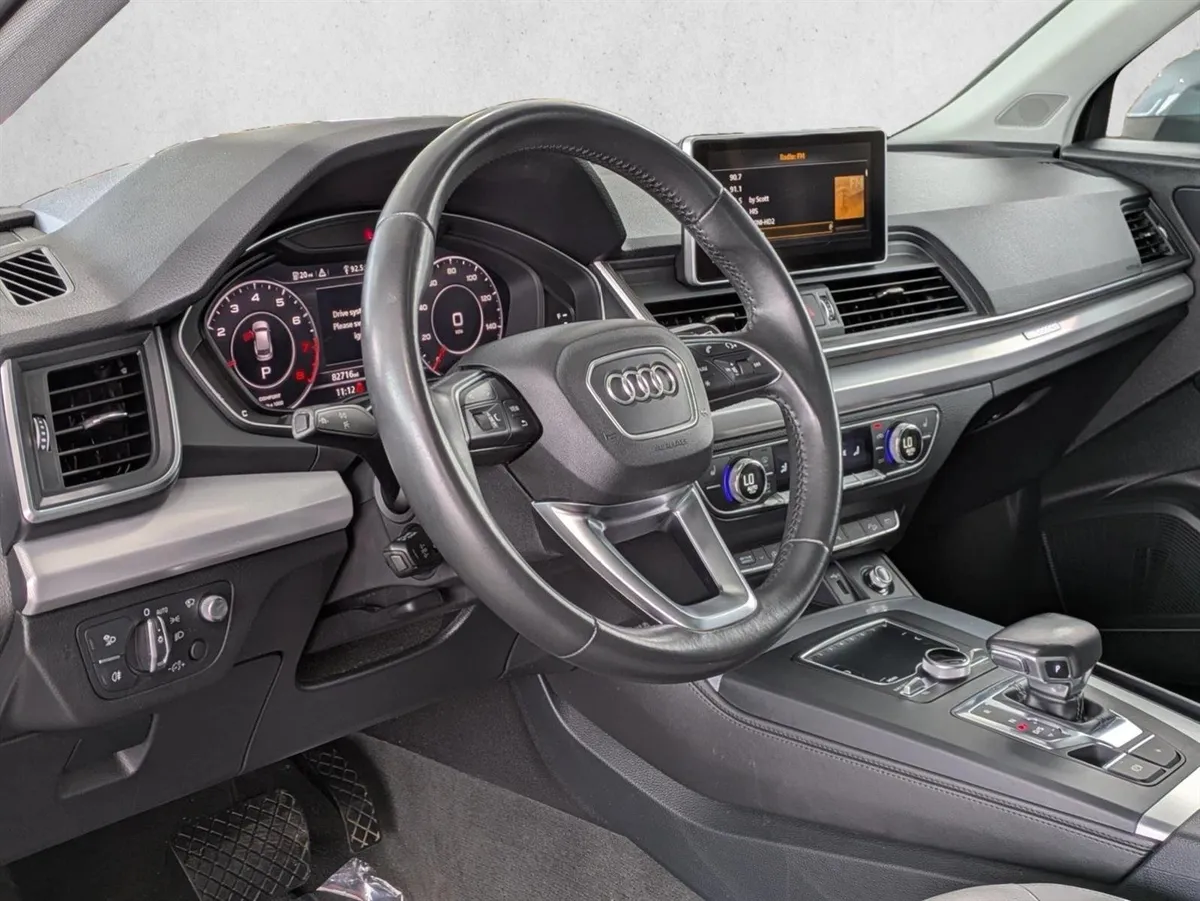 2018 Audi Q5 Prestige thumbnail 11