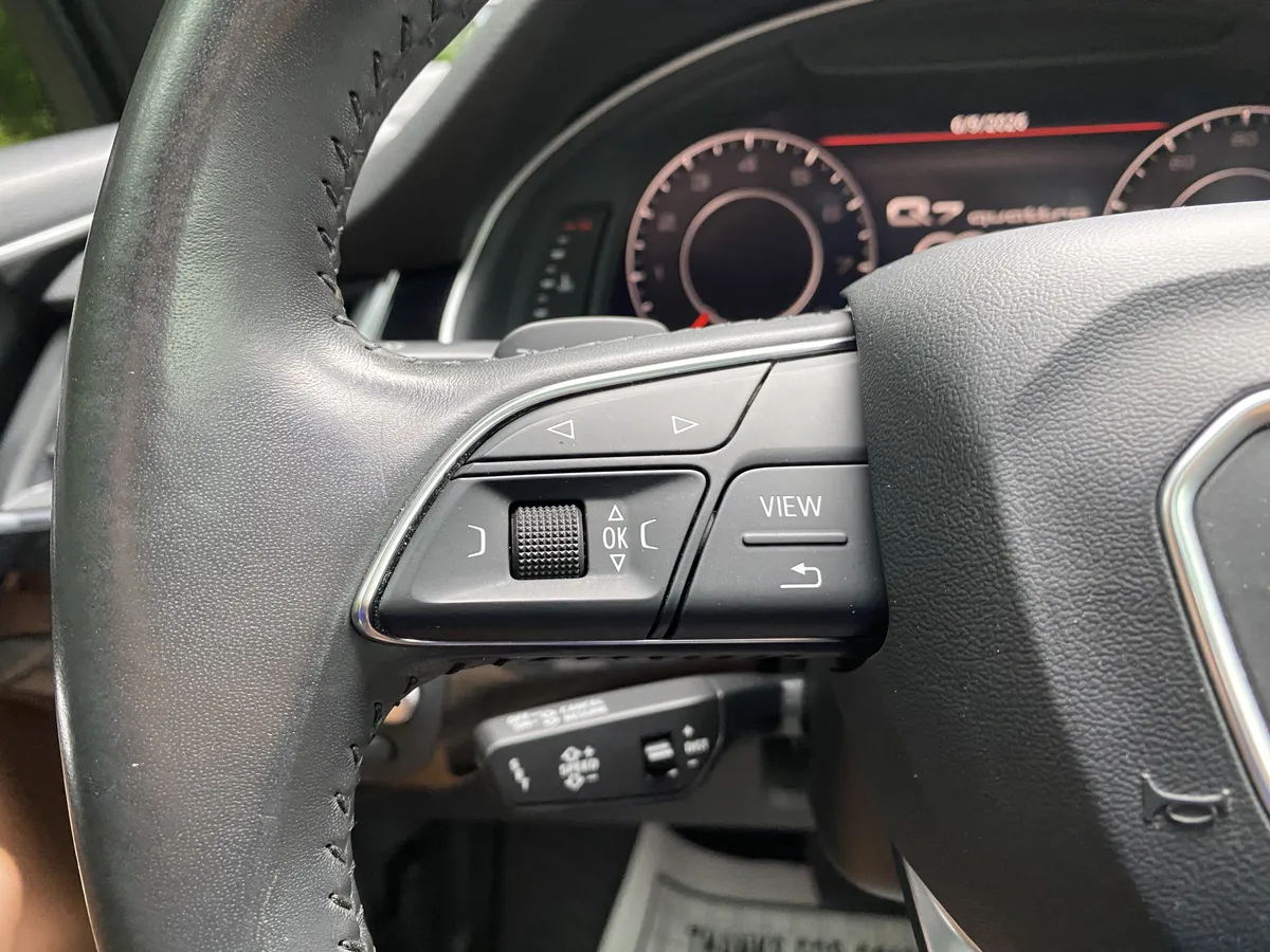 2018 Audi Q7 Prestige thumbnail 17