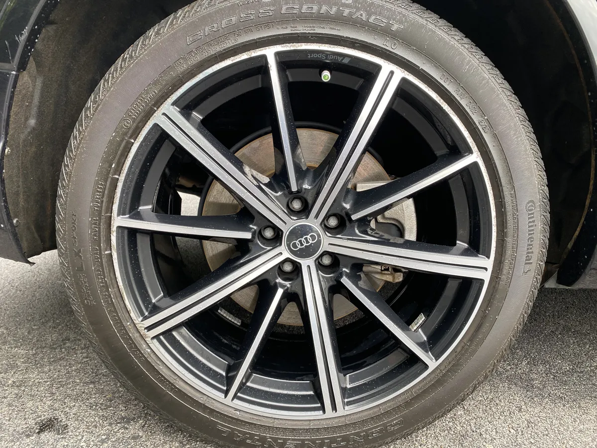 2018 Audi Q7 Prestige thumbnail 38