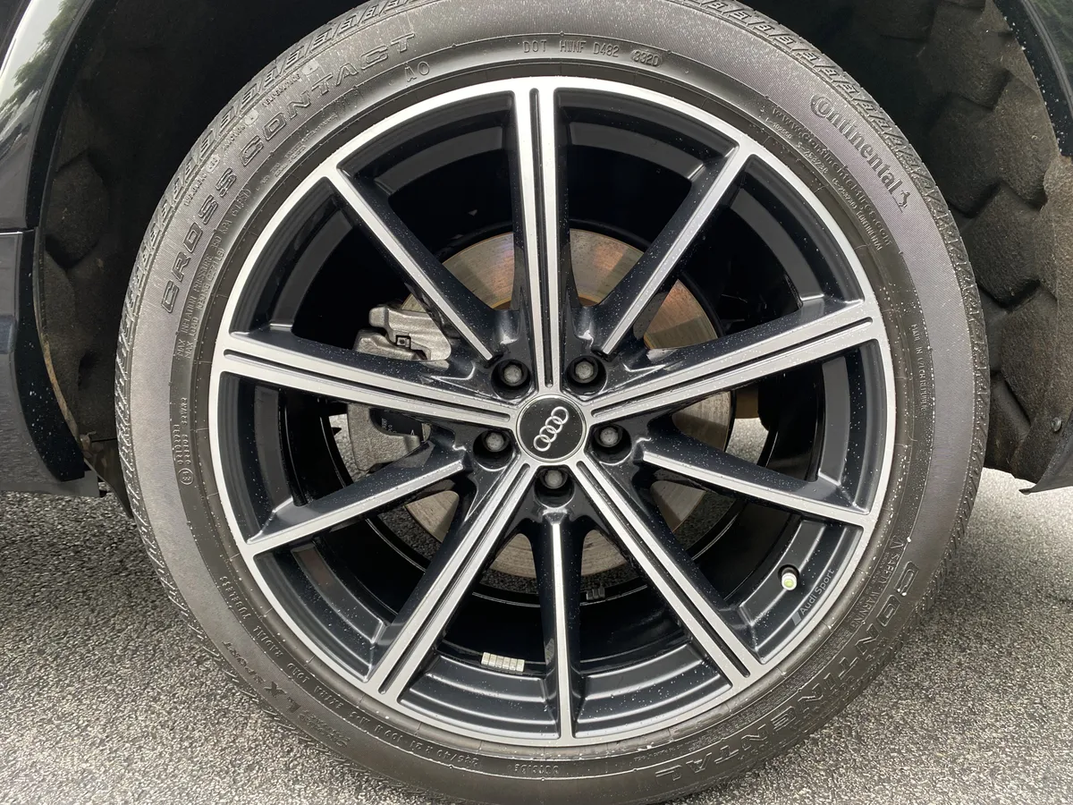 2018 Audi Q7 Prestige thumbnail 39