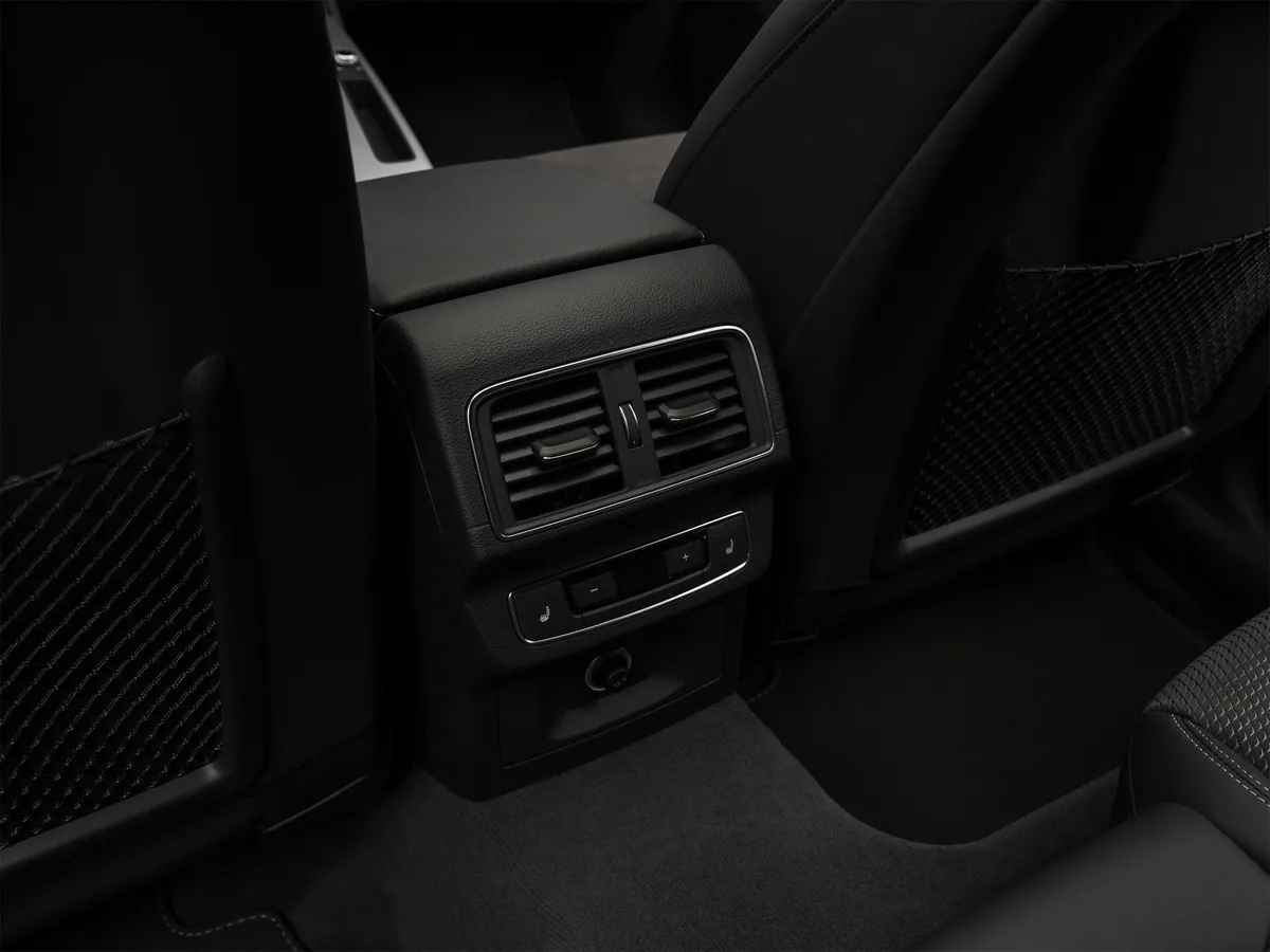 2018 Audi SQ5 Premium Plus thumbnail 26