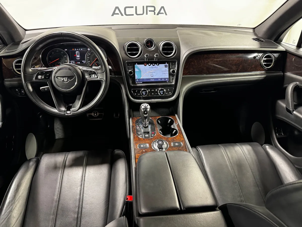 2018 Bentley Bentayga W12 Signature thumbnail 23