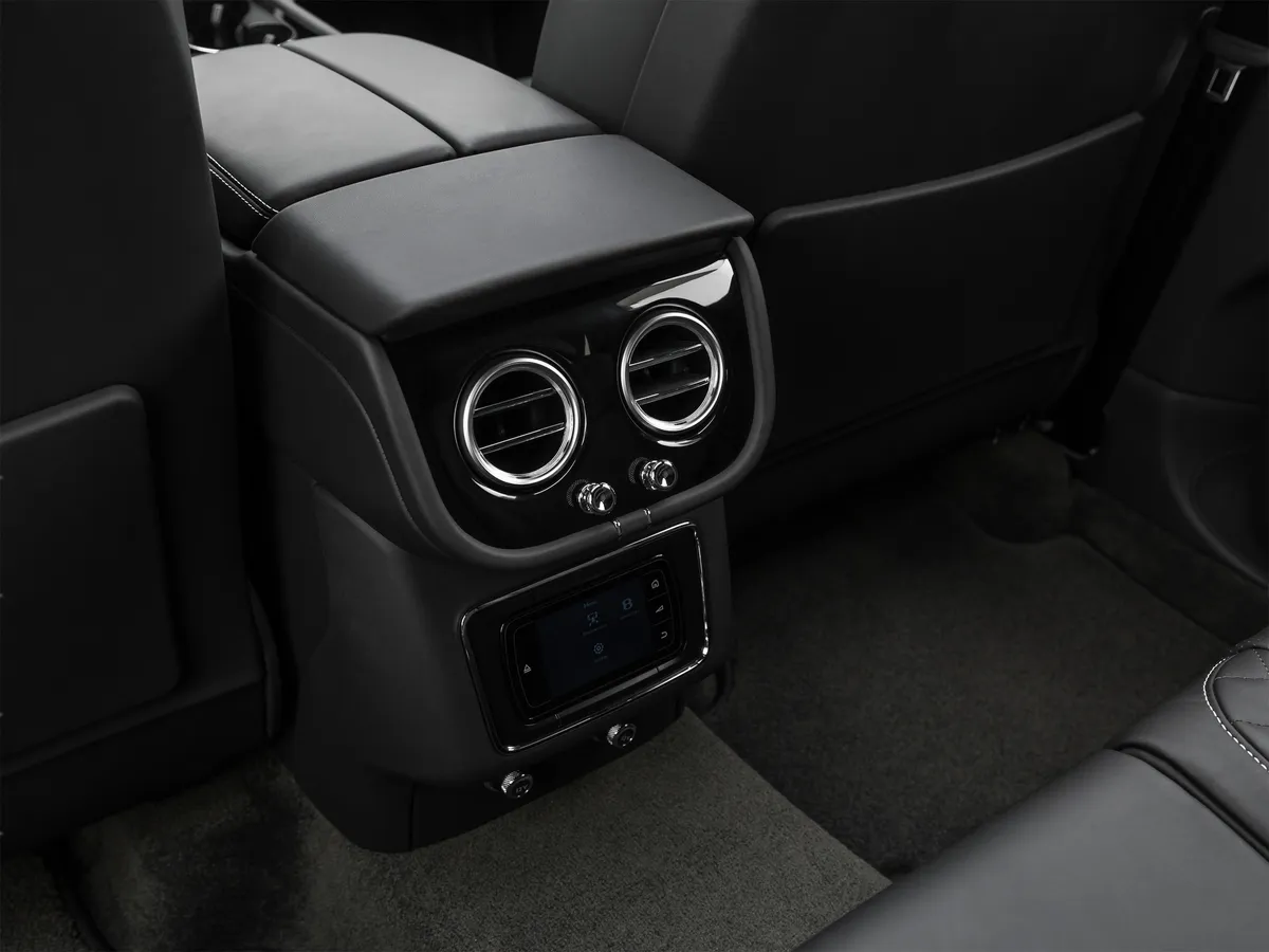 2018 Bentley Bentayga W12 Signature thumbnail 26