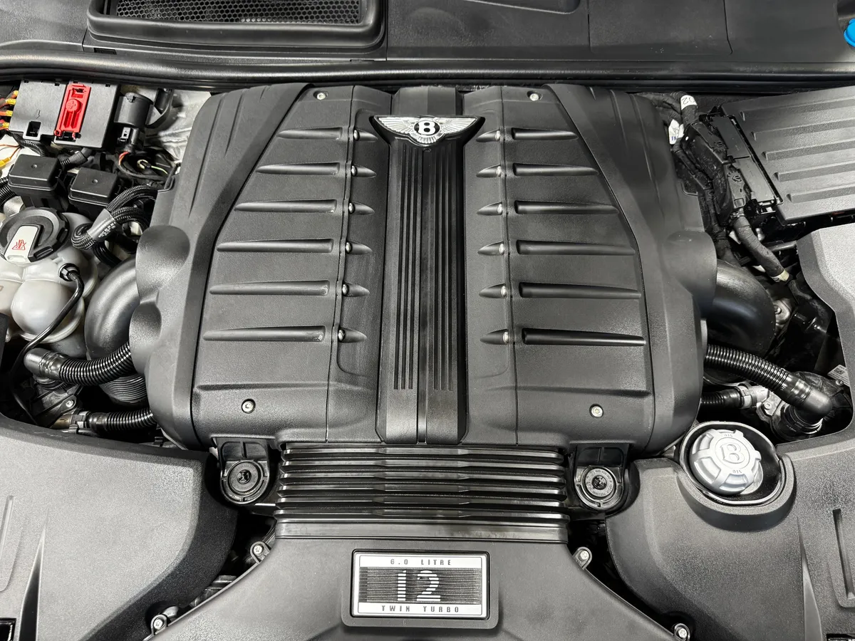 2018 Bentley Bentayga W12 Signature thumbnail 48