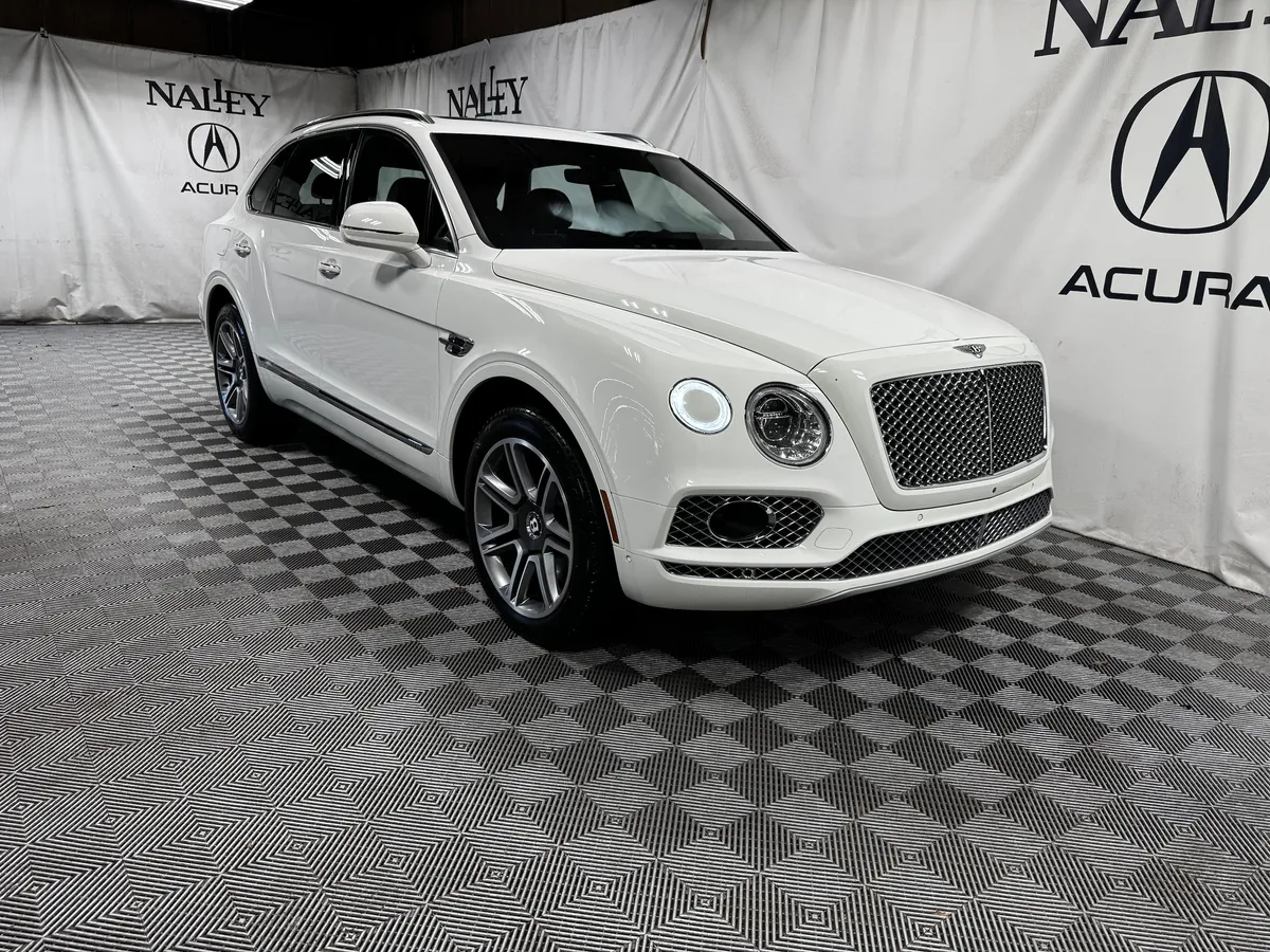 2018 Bentley Bentayga W12 Signature thumbnail 8