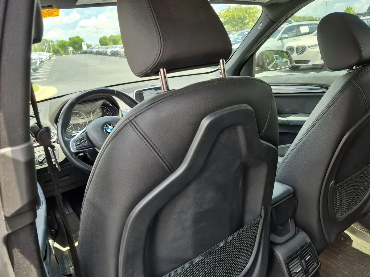 2018 BMW X1 sDrive28i thumbnail 27