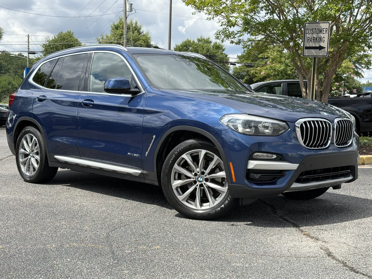2018 BMW X3 xDrive30i thumbnail 2