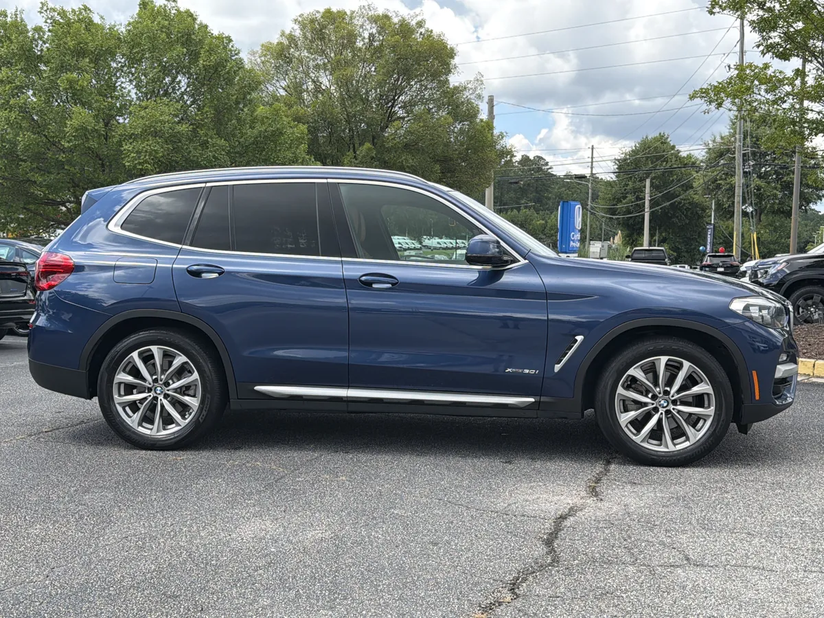 2018 BMW X3 xDrive30i thumbnail 27