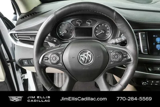 2018 Buick Enclave Premium thumbnail 9